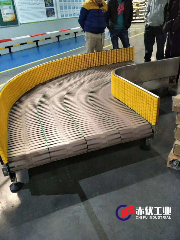 頂板鏈轉(zhuǎn)彎機(圖1) 頂板鏈轉(zhuǎn)彎機(圖1)