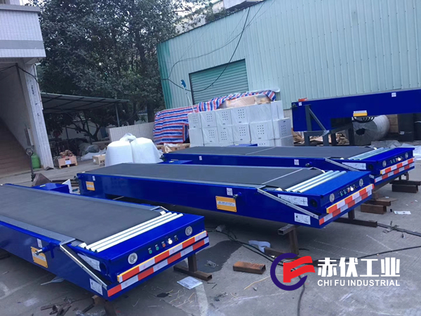 伸縮皮帶機(圖1) 伸縮皮帶機(圖1)