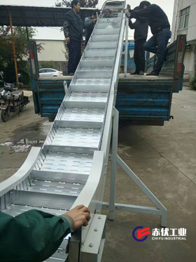 爬坡輸送機CF-008